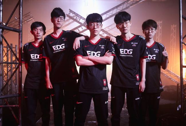 不仅仅限于 不仅仅限于