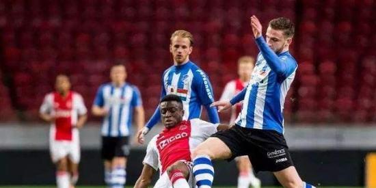 比赛悬念直 比赛悬念直