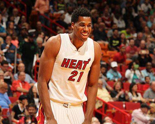 价格越接近 价格越接近